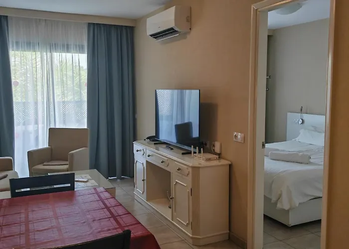 Club Excelsior Ii Apartment *