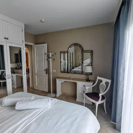 Club Excelsior Ii Apartman